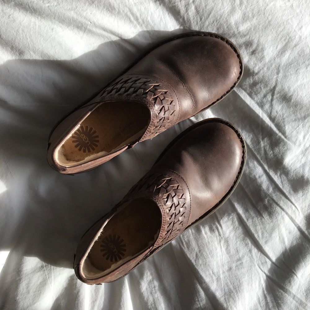 Ugg Slip On Anila Clogs